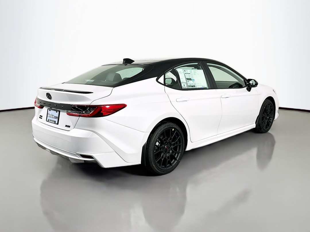 2026 Toyota Camry XSE - Image 7