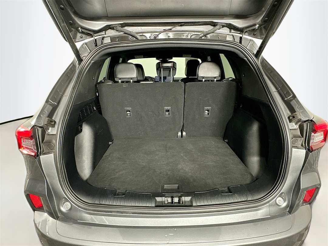 2024 Ford Escape STLine - Image 30