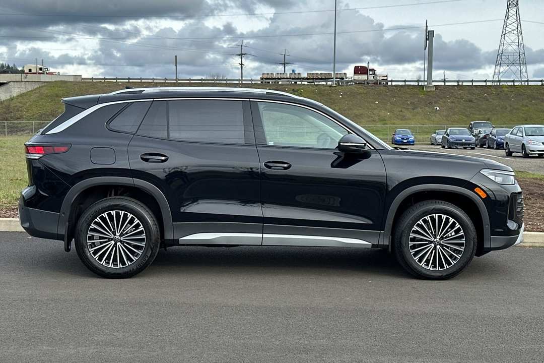 2026 Volkswagen Tiguan 2.0T S - Image 2