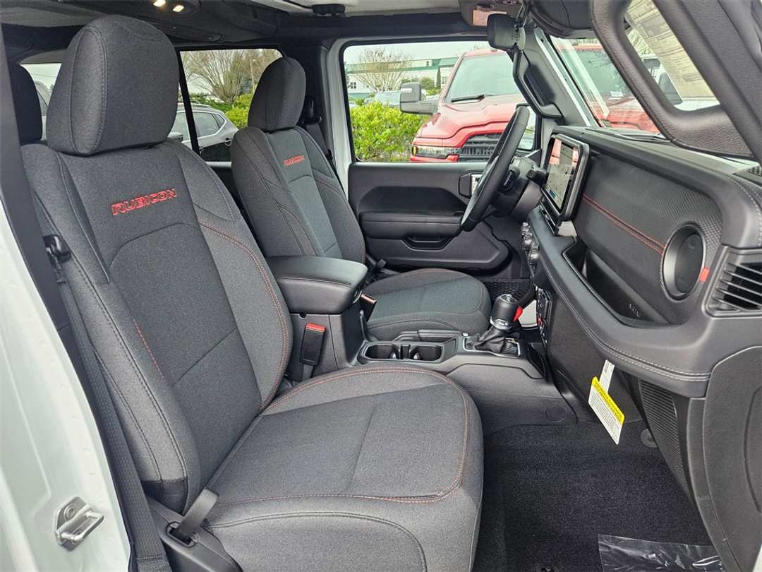 2026 Jeep Wrangler Rubicon - Image 38