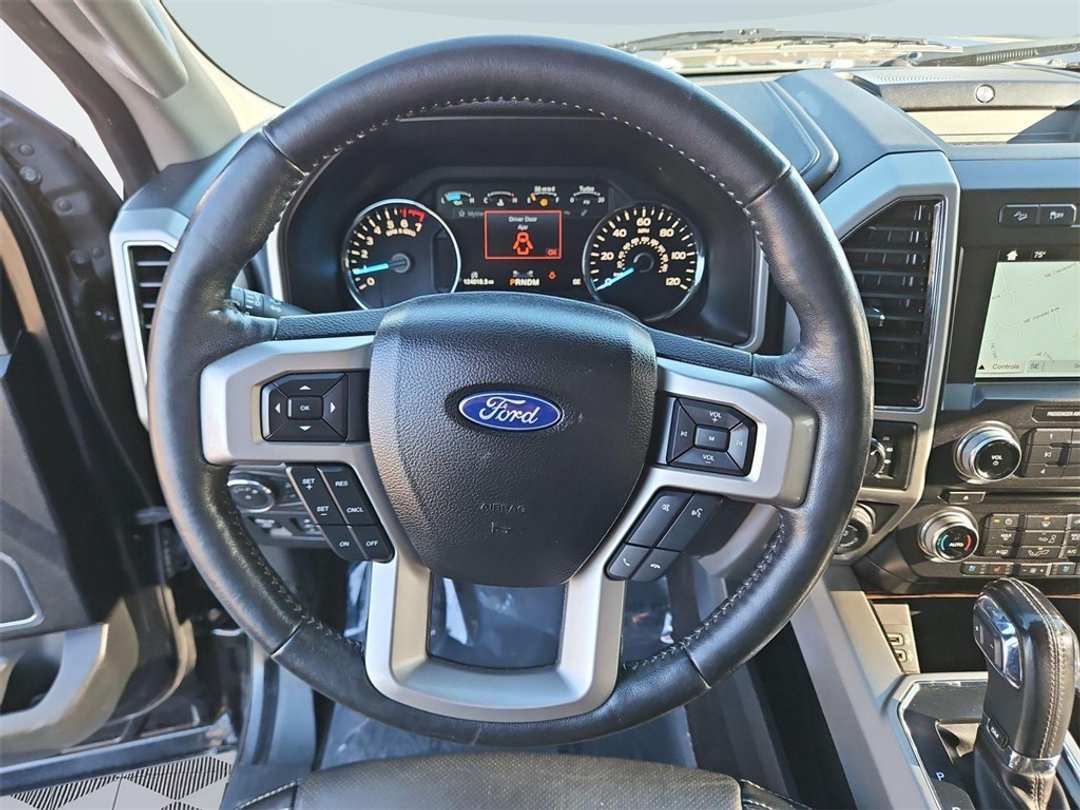 2018 Ford F-150 Lariat - Image 14