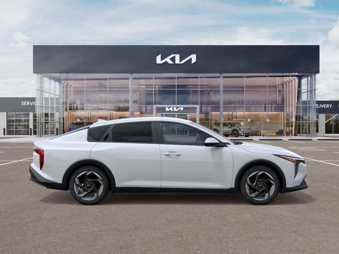 2026 Kia K4 EX - Image 7