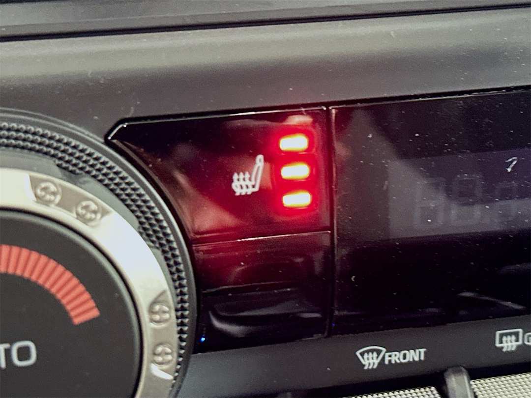 2025 Toyota Tacoma TRD Off Road - Image 21