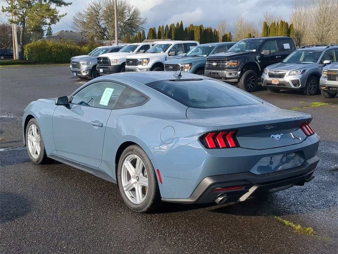 2026 Ford Mustang EcoBoost - Image 3