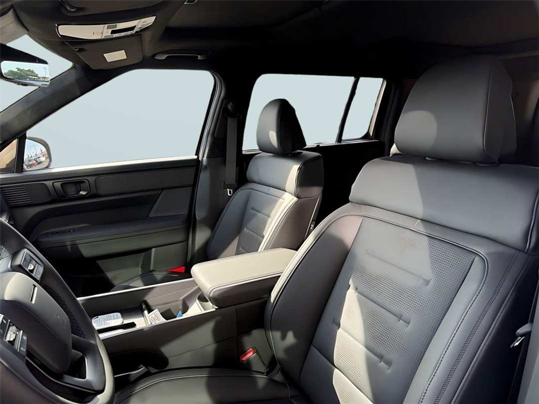 2026 Hyundai Santa Fe Calligraphy - Image 15