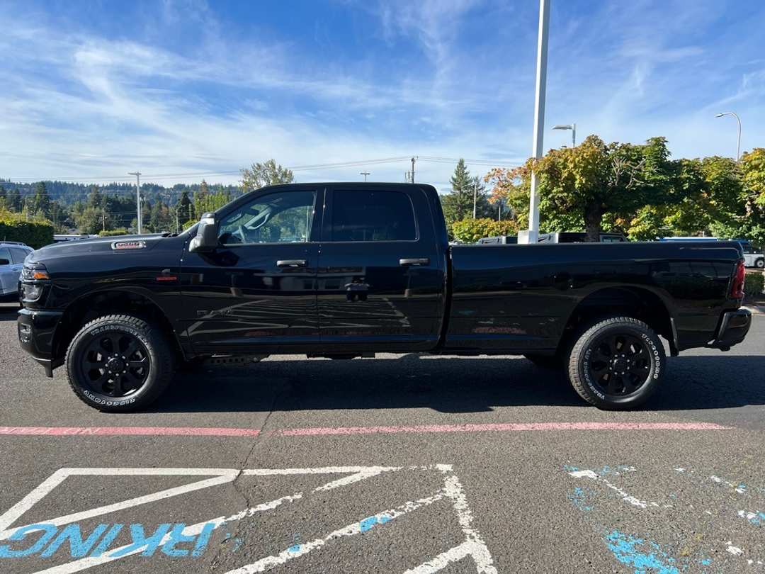 2026 Ram 3500 Big Horn - Image 4