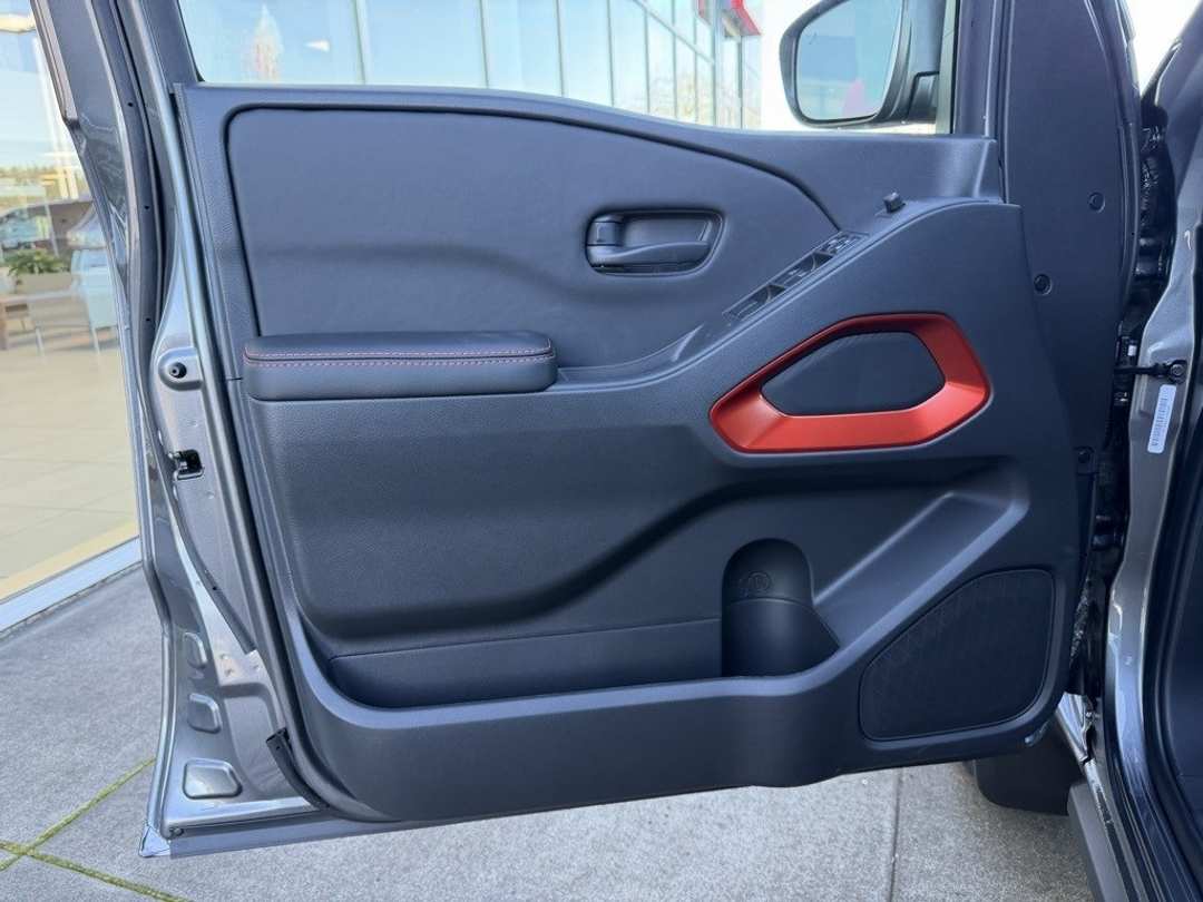 2026 Nissan Frontier PRO4X - Image 11