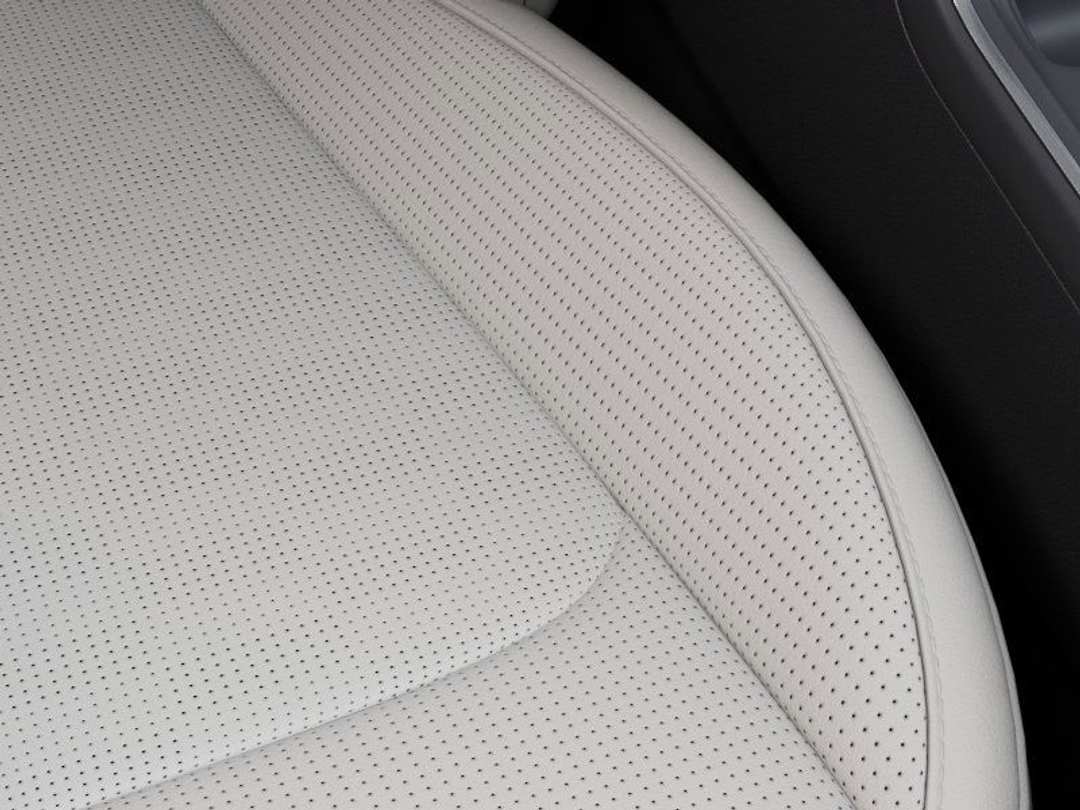 2026 Kia Sorento EX - Image 24