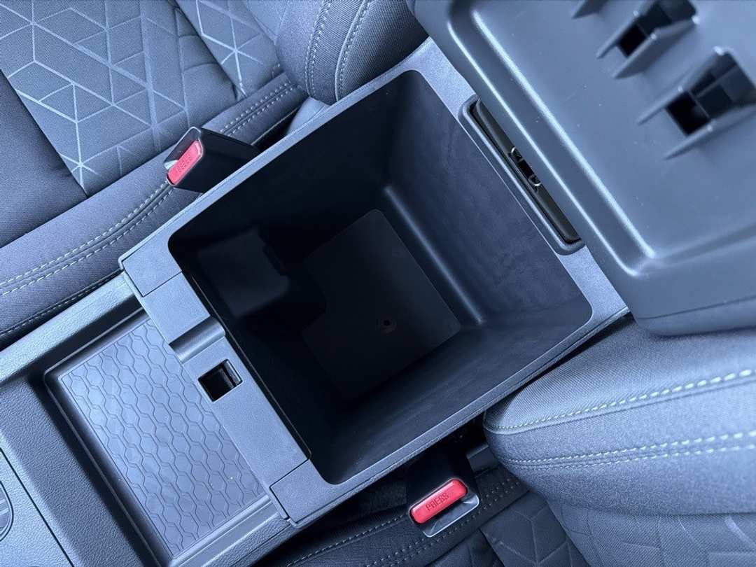 2026 Nissan Frontier SV - Image 25