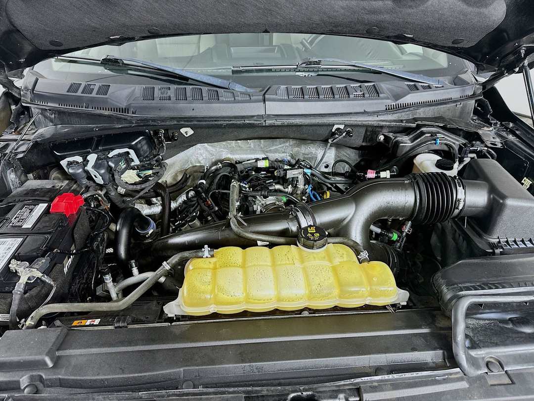 2019 Ford F-150 XLT - Image 28