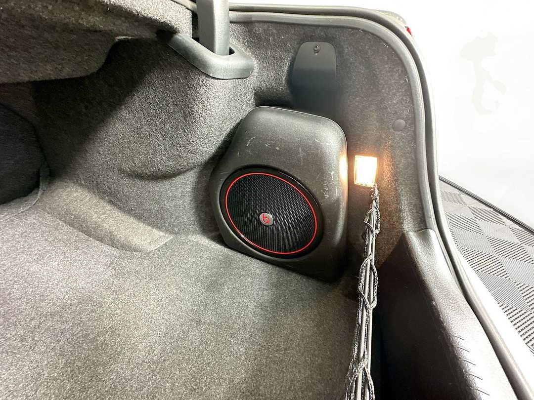 2017 Chrysler 300 S - Image 35