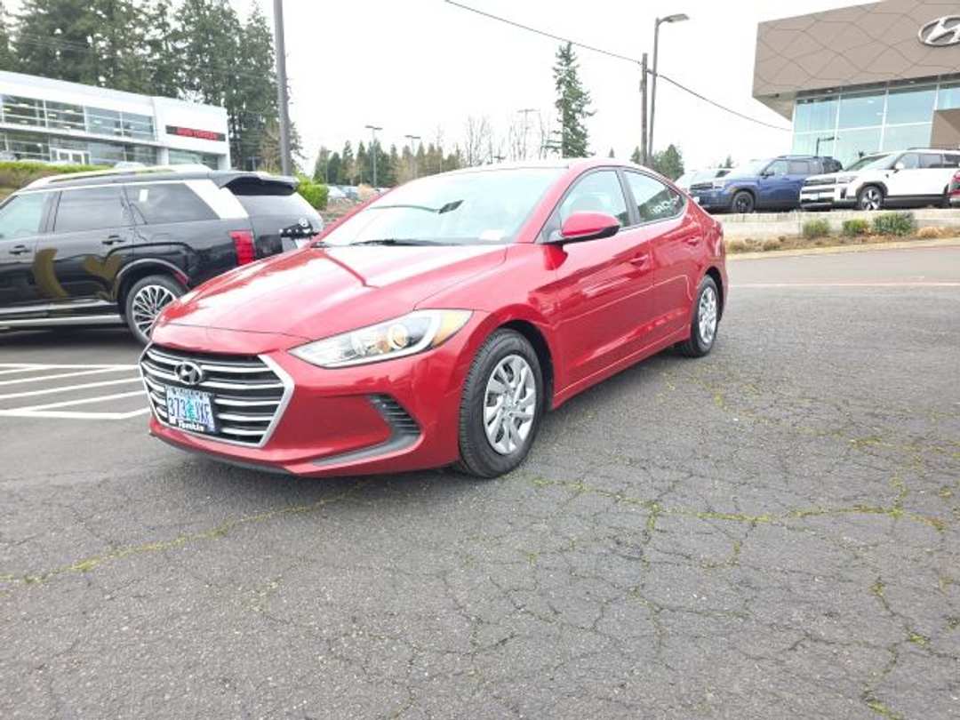 2017 Hyundai Elantra SE - Image 3