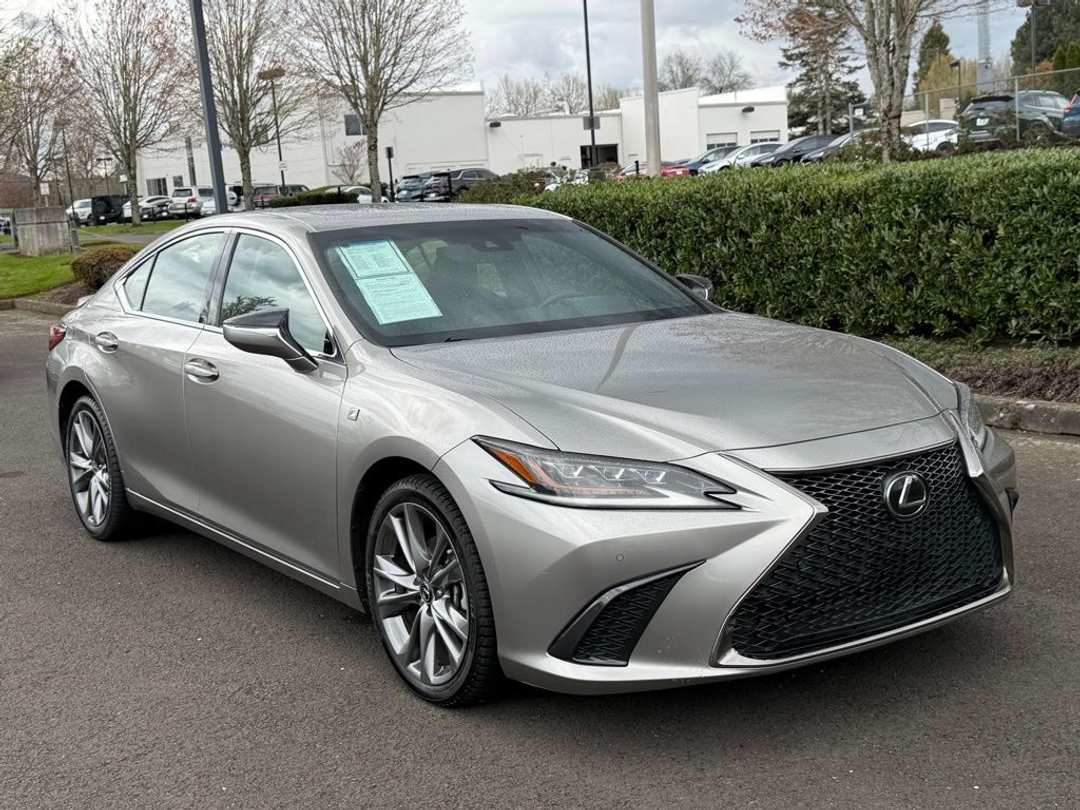 2019 Lexus Es 350 F Sport - Image 2