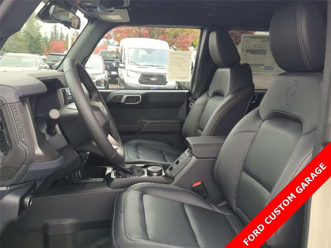 2025 Ford Bronco Big Bend - Image 12