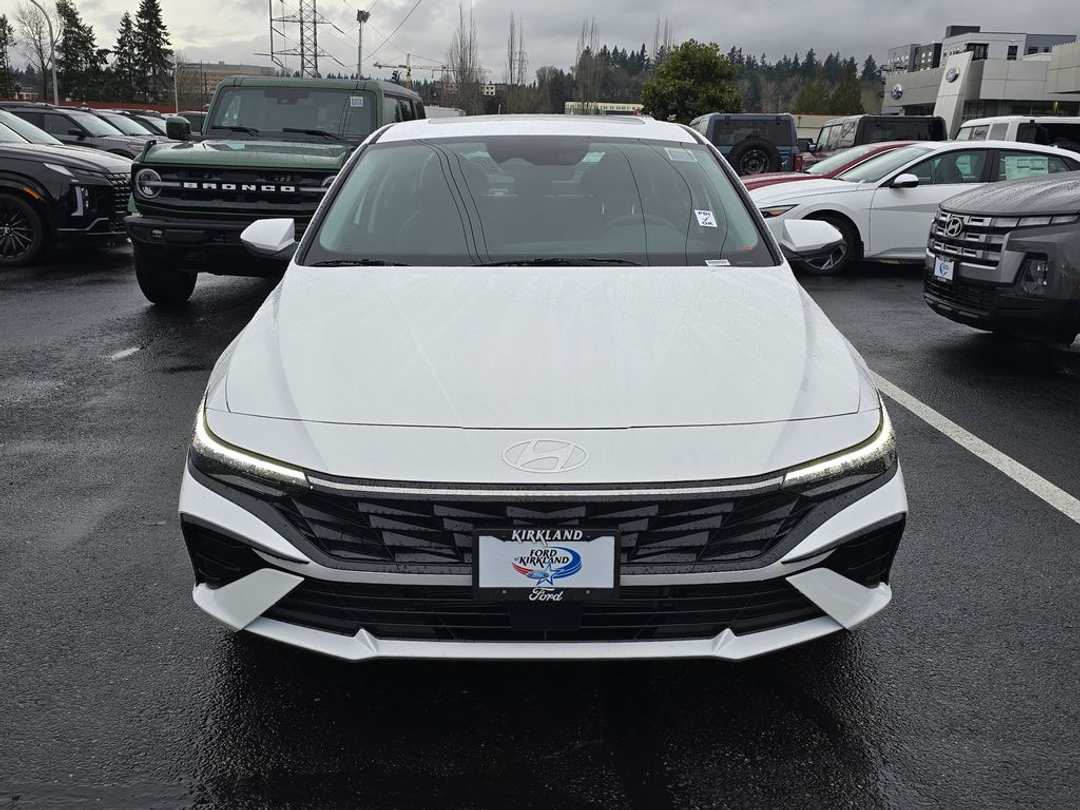 2026 Hyundai Elantra Limited - Image 2