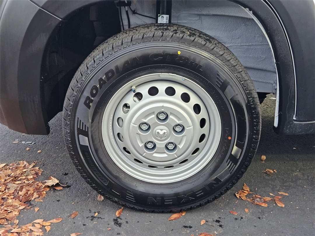 2026 Ram Promaster 1500 Low Roof - Image 40