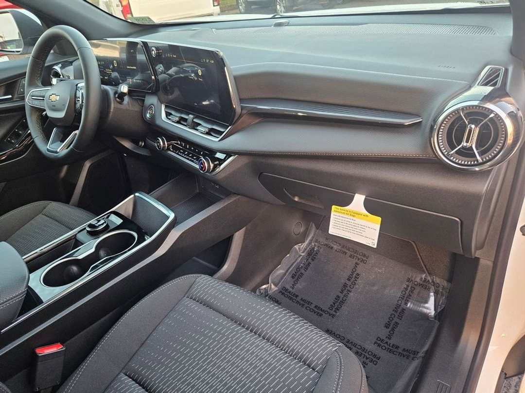 2026 Chevrolet Equinox LT - Image 35