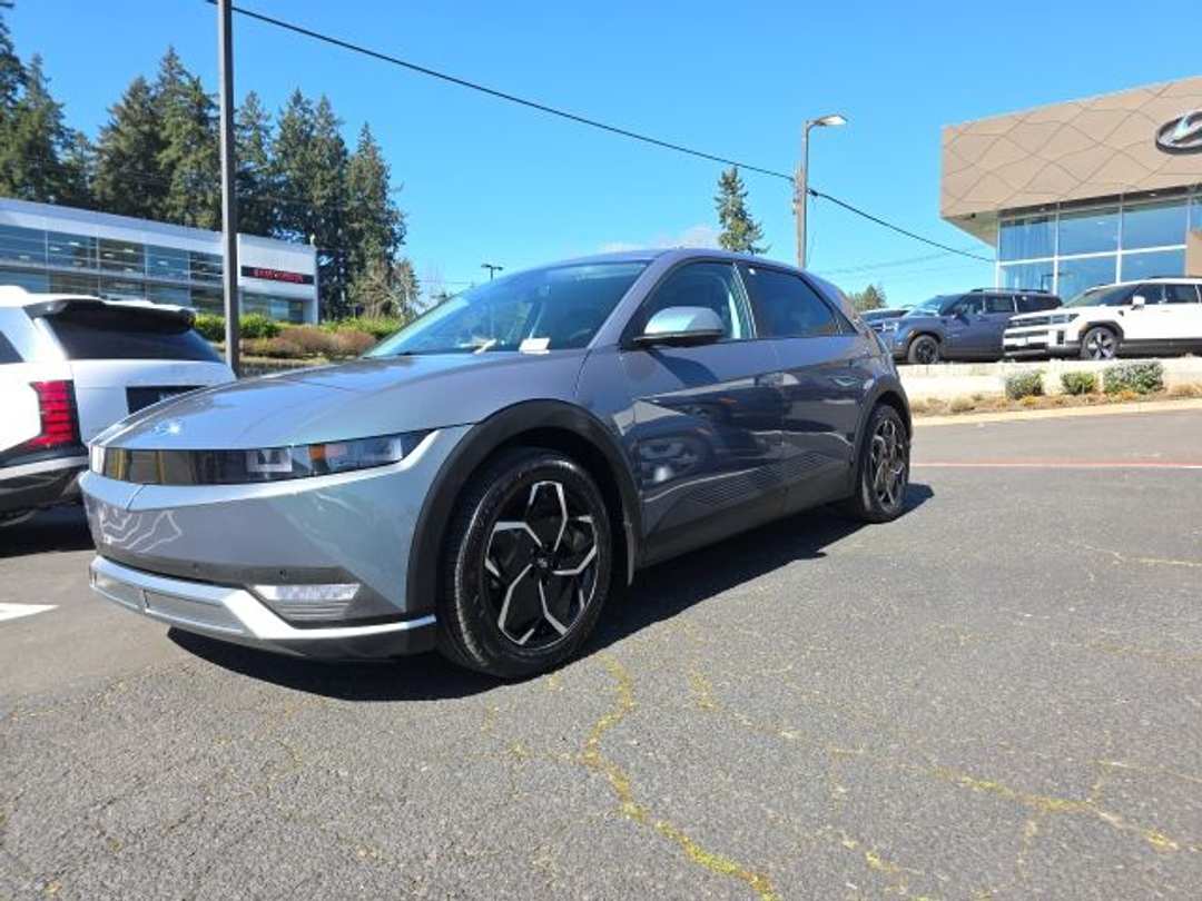 2023 Hyundai Ioniq 5 SEL - Image 3