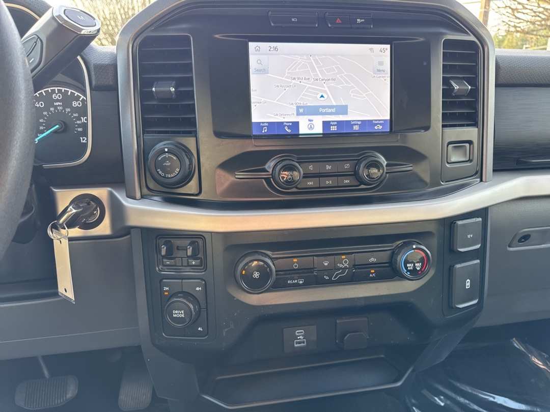 2023 Ford F-150 XLT - Image 24