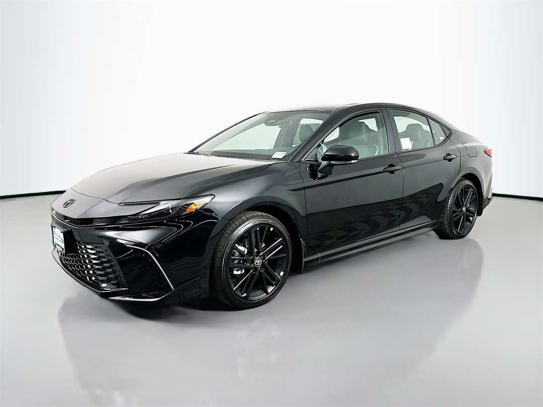2026 Toyota Camry SE Nightshade - Image 3