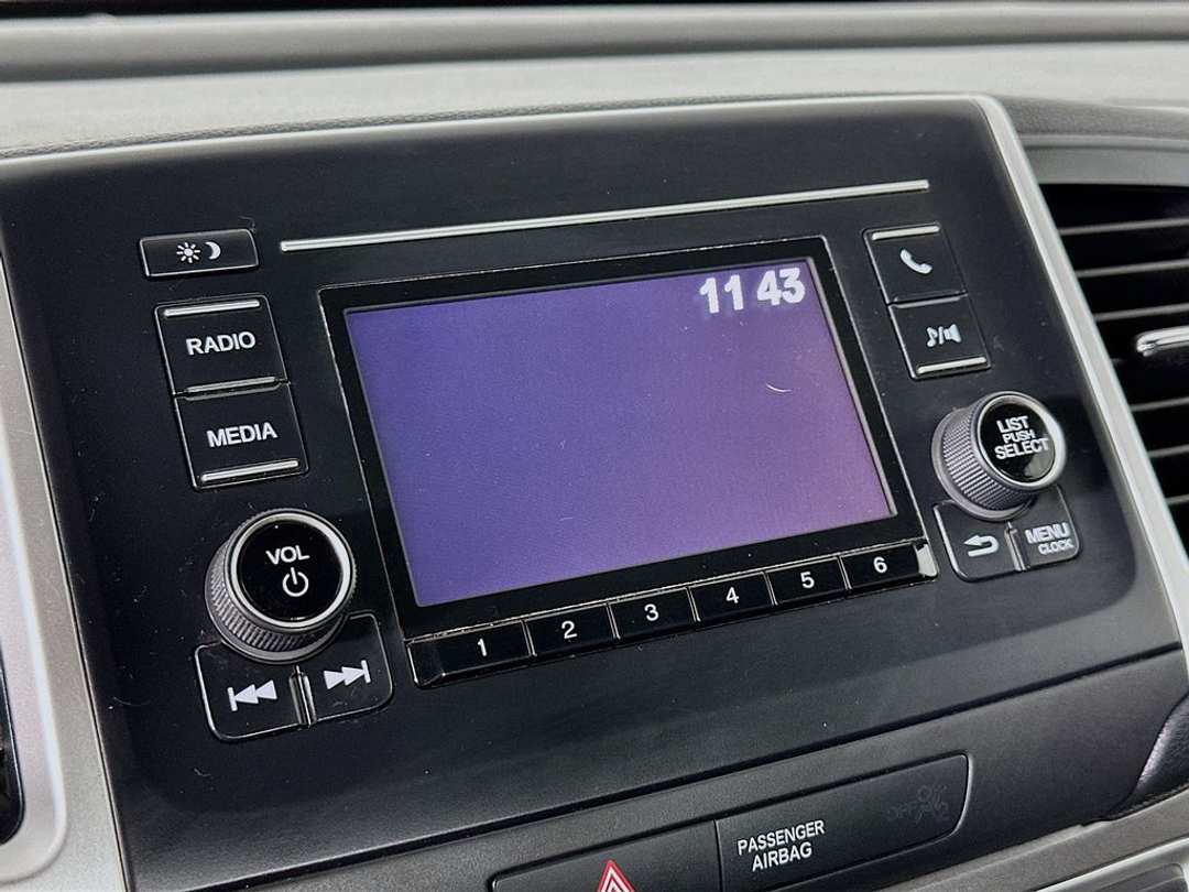 2019 Honda Ridgeline Sport - Image 15