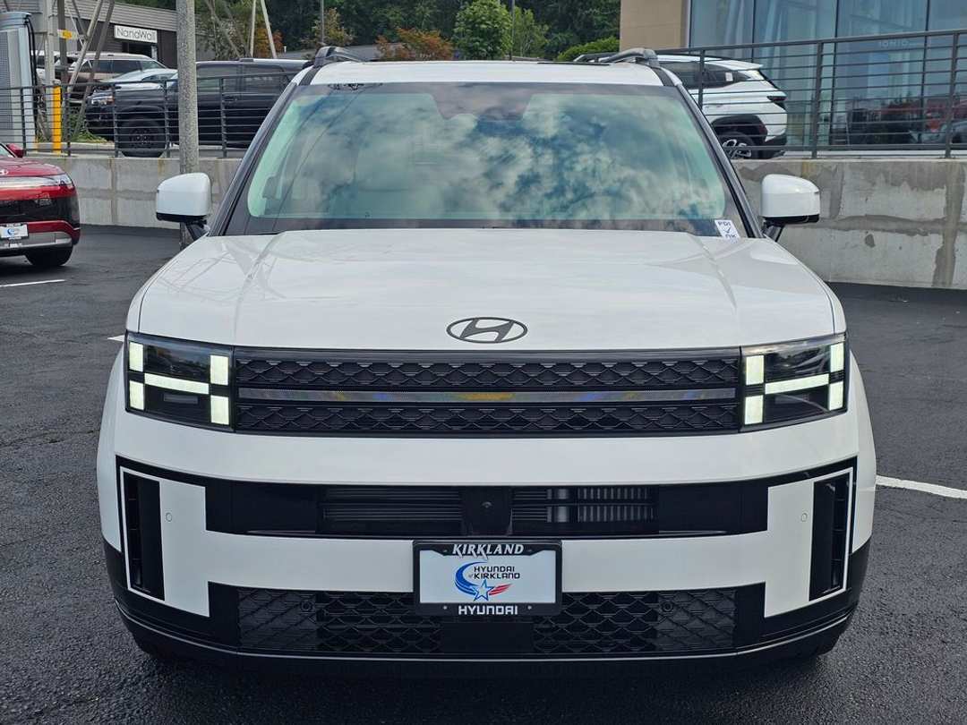 2026 Hyundai Santa Fe Calligraphy - Image 2