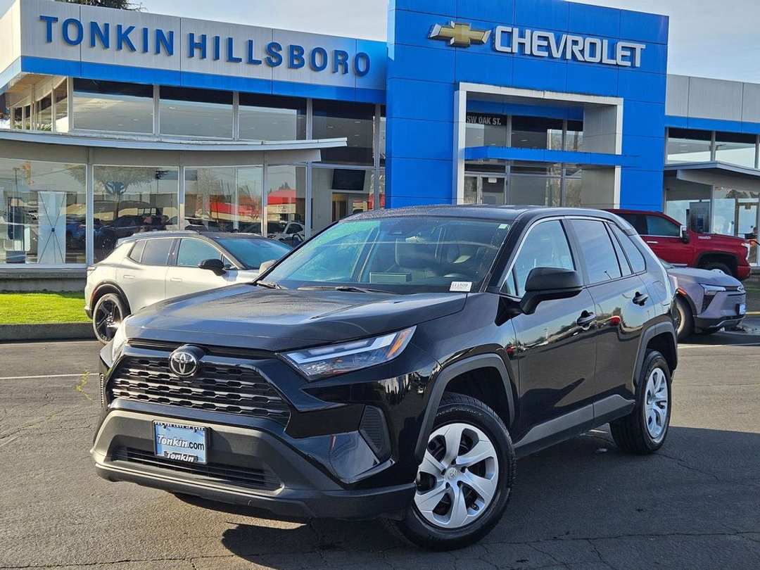 2024 Toyota Rav4 LE - Image 2