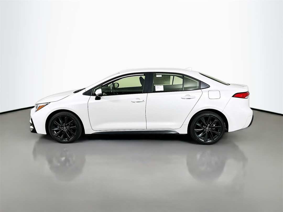 2026 Toyota Corolla SE - Image 4