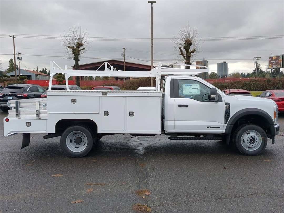 2024 Ford F-550Sd XL - Image 6