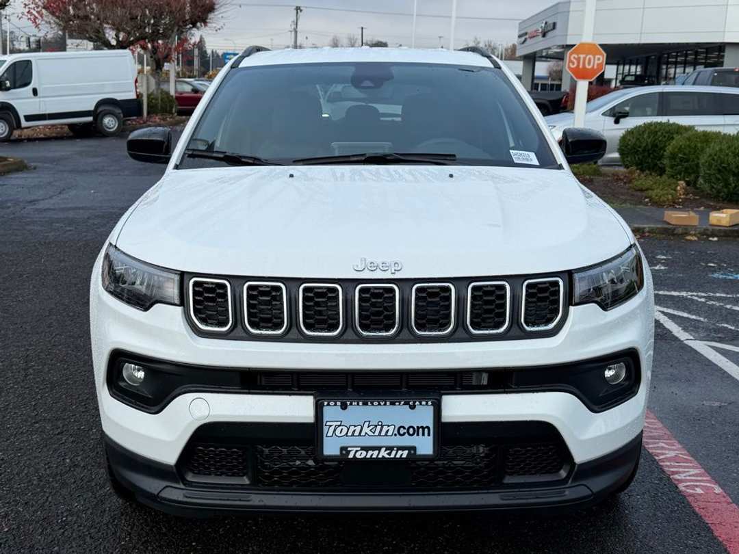 2026 Jeep Compass Latitude - Image 3