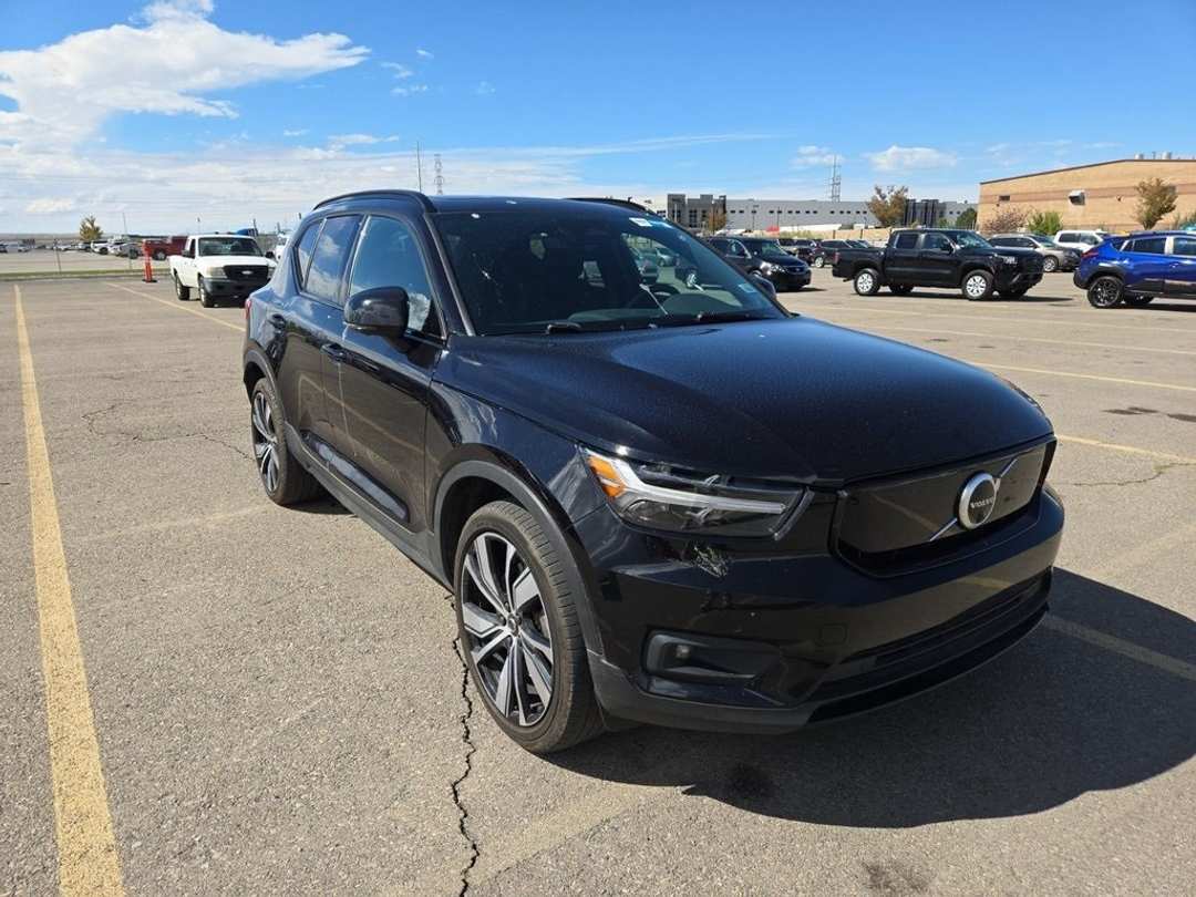 2021 Volvo Xc40 Recharge Pure P8 - Image 2