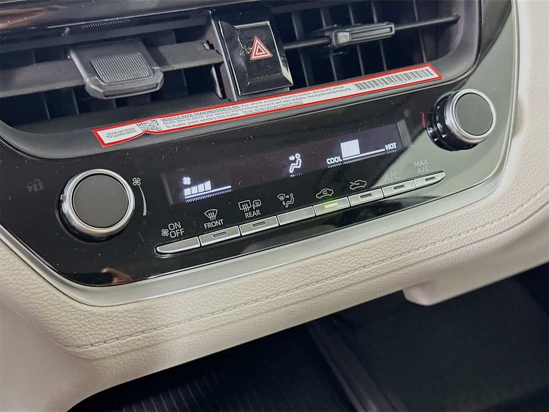 2026 Toyota Corolla Cross L - Image 16