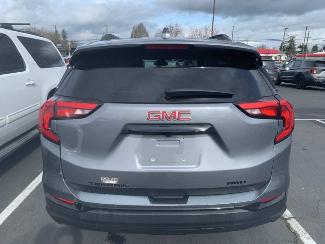 2020 GMC Terrain SLE - Image 2