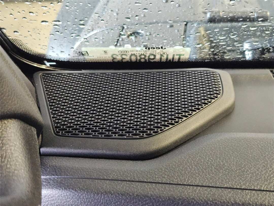 2026 Jeep Wrangler Sport - Image 12