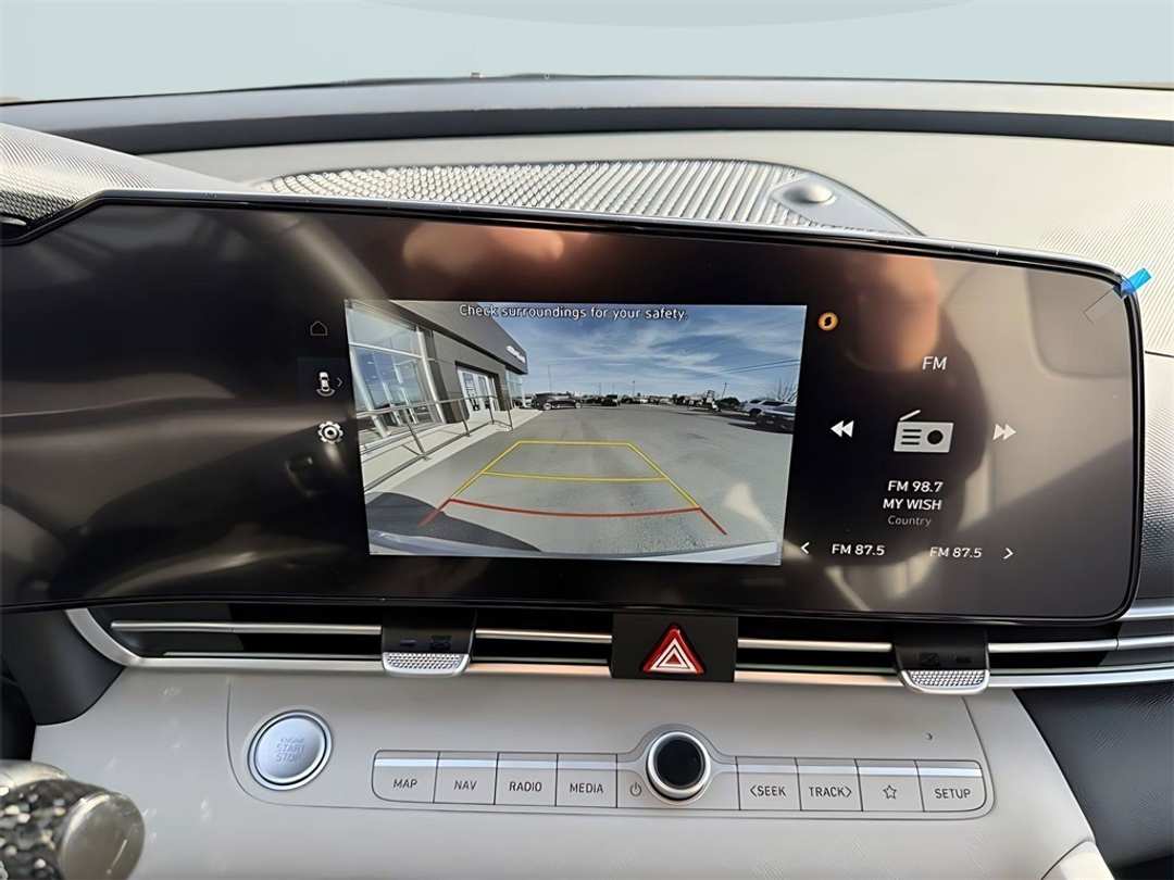 2026 Hyundai Elantra Limited - Image 21