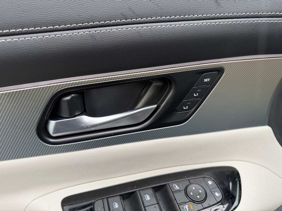 2026 Nissan Murano SL - Image 14