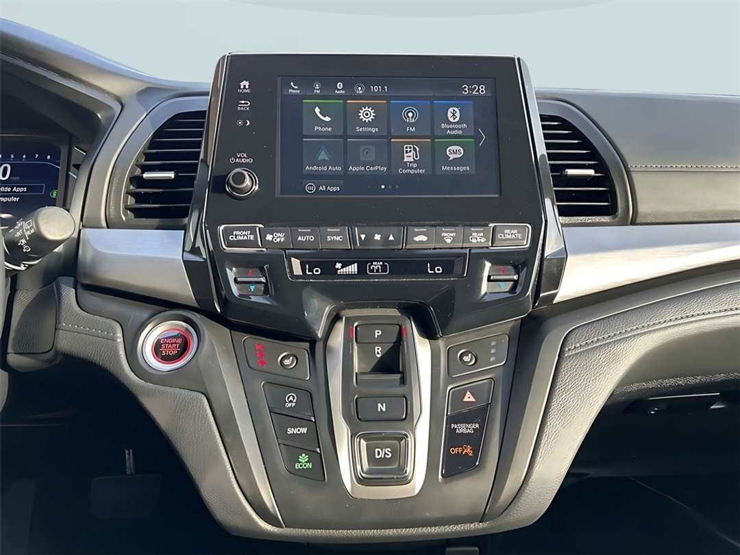 2024 Honda Odyssey EXL - Image 17