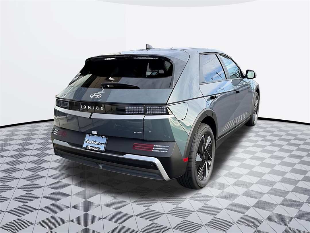 2026 Hyundai Ioniq 5 SEL - Image 7