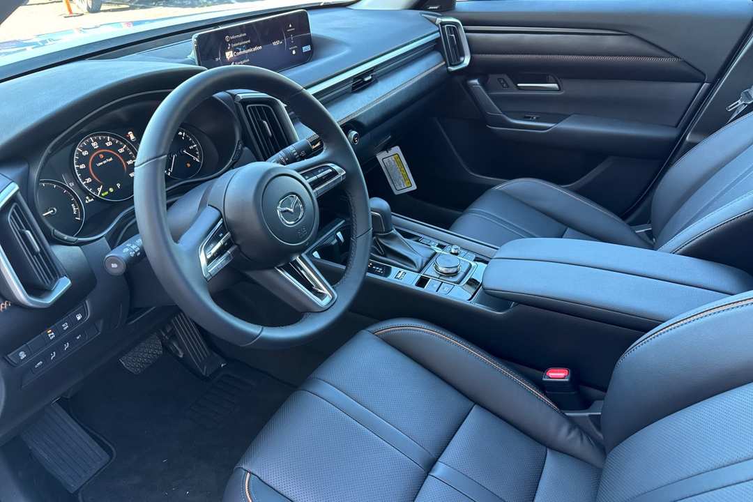 2026 MAZDA Cx-50 Premium - Image 10