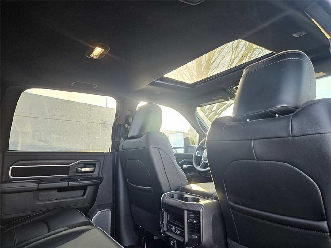 2026 Ram 2500 Laramie - Image 37
