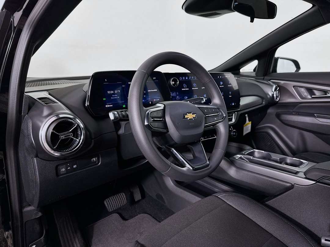 2026 Chevrolet Equinox Ev LT - Image 9