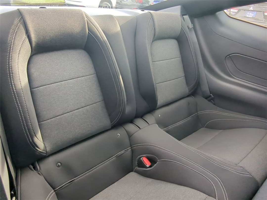 2026 Ford Mustang EcoBoost - Image 27