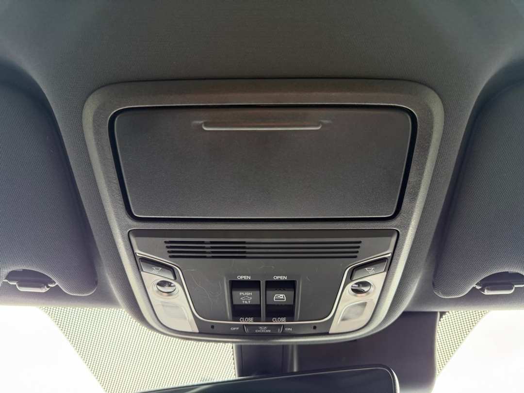 2022 Honda Ridgeline Black Edition - Image 30