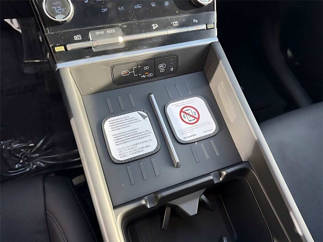 2026 Hyundai Santa Fe SEL - Image 24