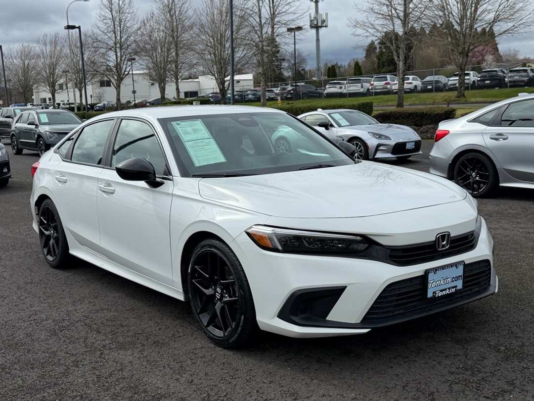 2023 Honda Civic Sport - Image 2