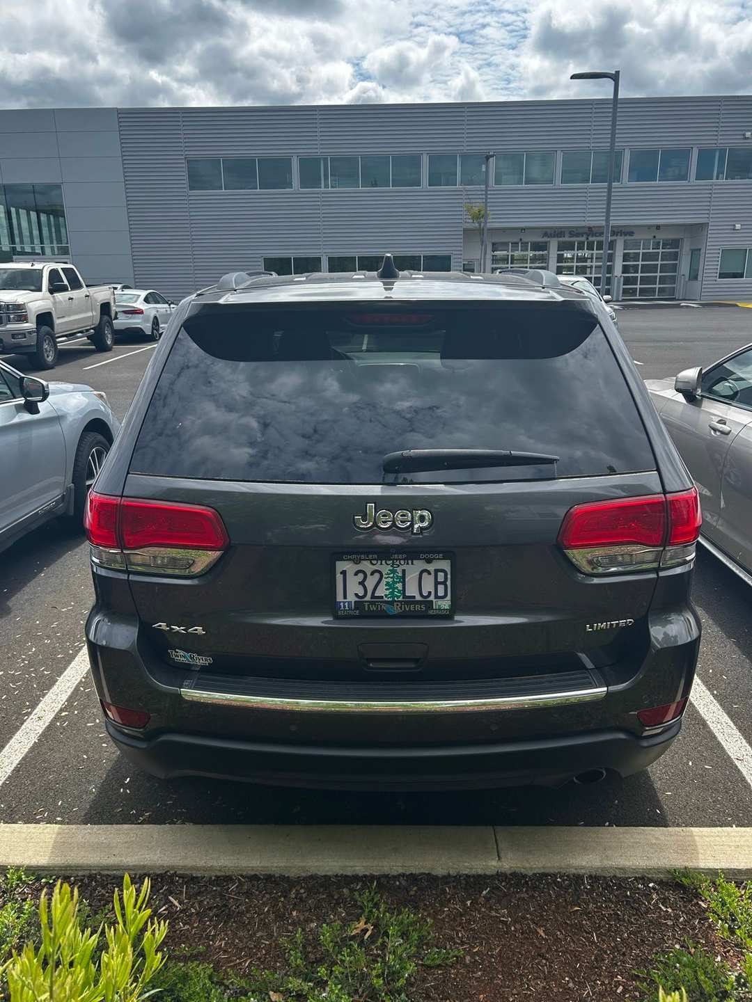 2015 Jeep Grand Cherokee Limited - Image 2