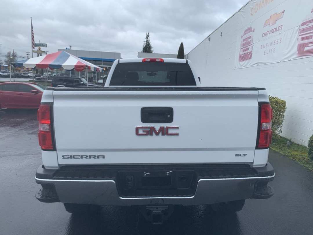 2017 GMC Sierra 2500Hd SLT - Image 3