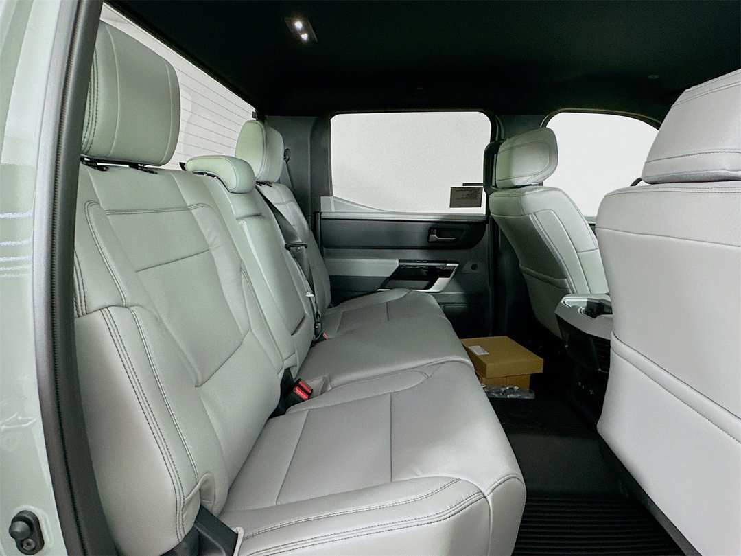 2026 Toyota Tundra Limited - Image 27