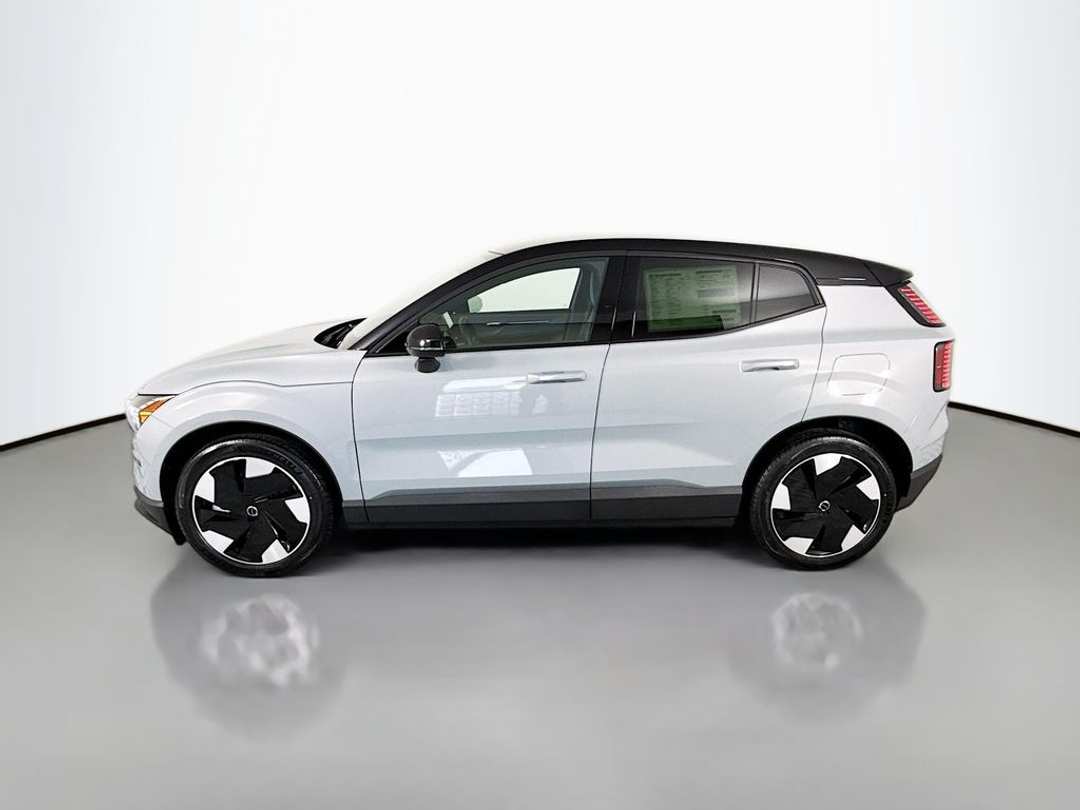 2026 Volvo Ex30 Twin Motor Performance Plus - Image 2