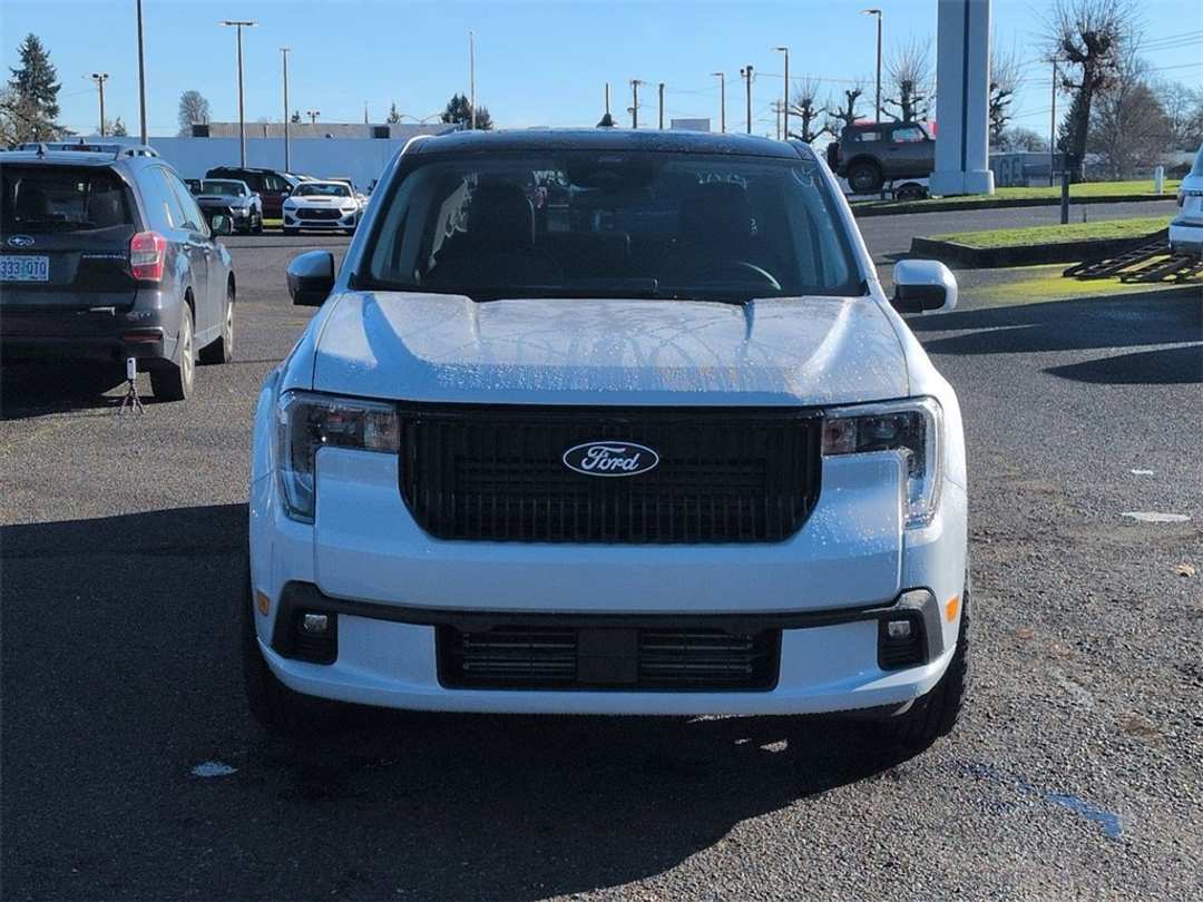 2026 Ford Maverick Lobo Standard - Image 8